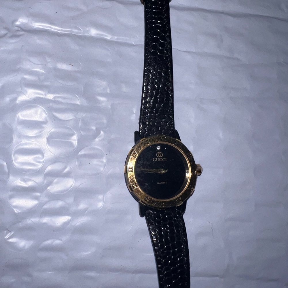 Vintage Women’s Gucci Watch